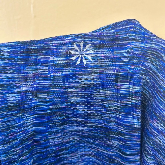 Athleta fitted tee shirt - Picture 4 of 5